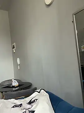 Curveysinaa online show from 02-16-26, 08:46