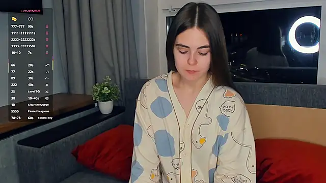 Snapshot of JulianaHaith chatting on 02-28-25, 10:28 JulianaHaith online show from 02-28-25, 10:28