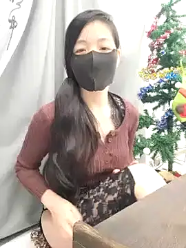 Snapshot of Claire_xixi1 chatting on 12-18-24, 01:56 Claire xixi1 online show from 12-18-24, 01:56