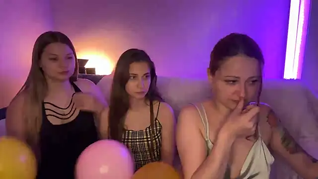   2sya   online show from 11-21-25, 06:18