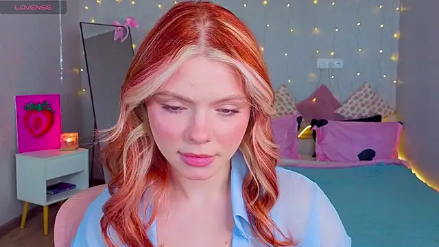 Red  Candy online show from 02-12-26, 01:22