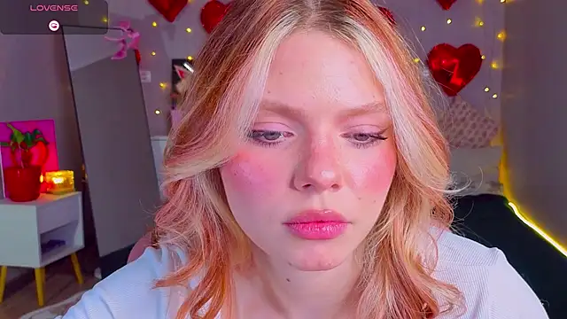 Red  Candy online show from 03-27-26, 03:02