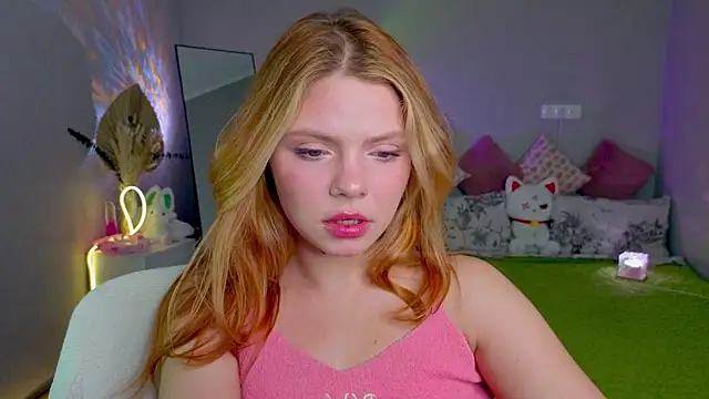 Red  Candy online show from 10-09-25, 02:17