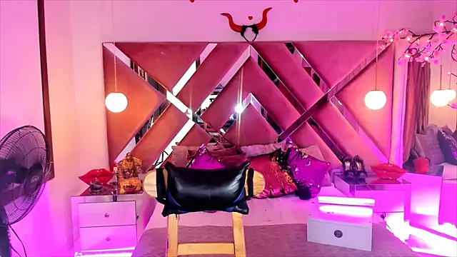 georgie latin99 online show from 11-21-25, 02:27