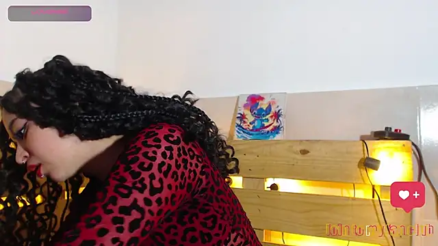 Snapshot of Bitsy_Messy chatting on 02-17-26, 12:52 Bitsy Messy online show from 02-17-26, 12:52