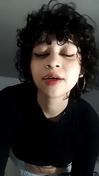 Snapshot of Bitsy_Messy chatting on 02-10-26, 12:53 Bitsy Messy online show from 02-10-26, 12:53