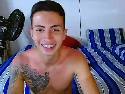 Velk hot online show from 07-14-26, 12:22