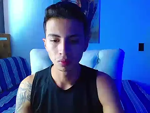 Velk hot online show from 03-06-26, 12:44