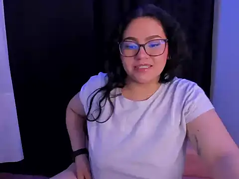 Snapshot of im_mei chatting on 09-11-25, 02:55 im mei online show from 09-11-25, 02:55