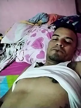 Snapshot of Argenis69 chatting on 09-20-25, 11:21 Argenis69 online show from 09-20-25, 11:21