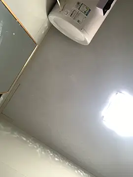 Aimeil online show from 11-11-25, 03:07