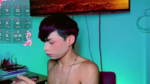 femboykeene online show from 10-07-25, 11:06