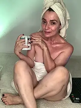 Liloo8923 online show from 02-17-26, 02:42