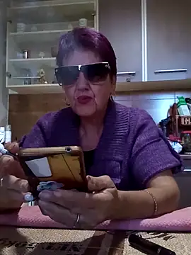 Ely Elenita online show from 09-15-25, 05:52