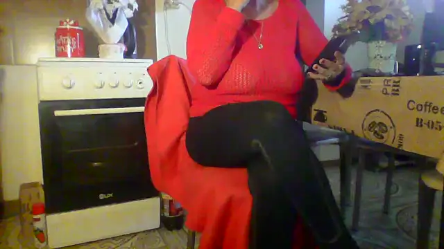 Snapshot of Ely_Elenita chatting on 04-08-26, 06:15 Ely Elenita online show from 04-08-26, 06:15