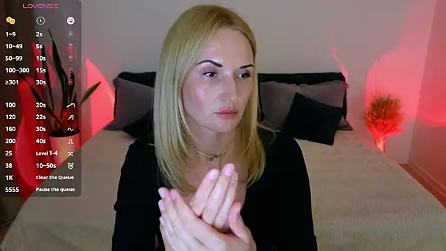 AlisssaRose online show from 09-18-25, 07:06