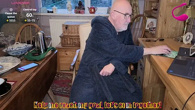 Adamdaddybear online show from 01-11-26, 08:21