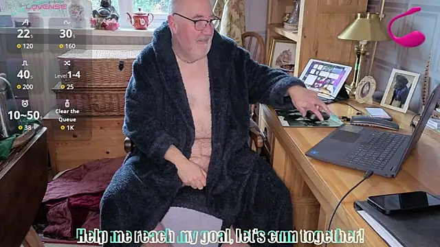 Adamdaddybear online show from 03-01-26, 08:36