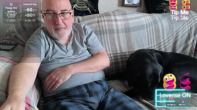 Adamdaddybear online show from 09-21-25, 07:46