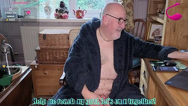 Adamdaddybear online show from 02-18-26, 09:17