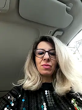 SukyGirl online show from 03-04-25, 12:44