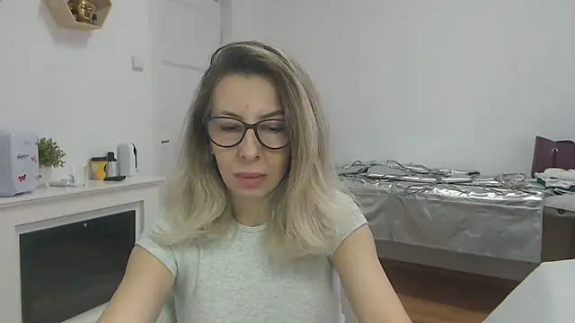 SukyGirl online show from 03-05-25, 08:54