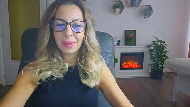 SukyGirl online show from 10-16-25, 07:27