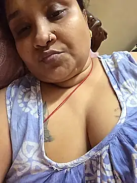Snapshot of SExy_ria_1993 chatting on 07-15-26, 03:19 SExy ria 1993 online show from 07-15-26, 03:19