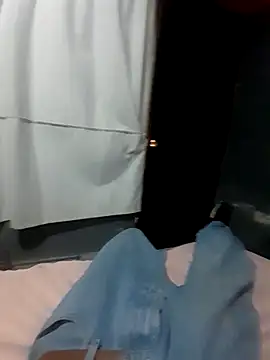 Snapshot of elcobin chatting on 03-23-25, 12:36 elcobin online show from 03-23-25, 12:36