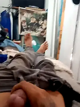 Snapshot of elcobin chatting on 09-26-25, 02:13 elcobin online show from 09-26-25, 02:13