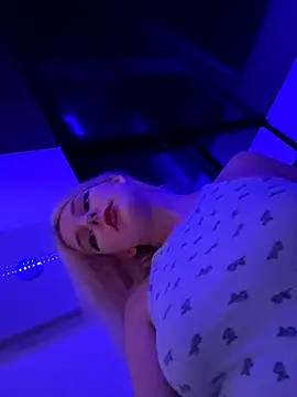 XMelissaX online show from 12-03-25, 07:57