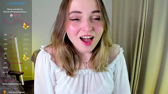 Snapshot of alysia_storm chatting on 11-05-25, 05:49 alysia storm online show from 11-05-25, 05:49