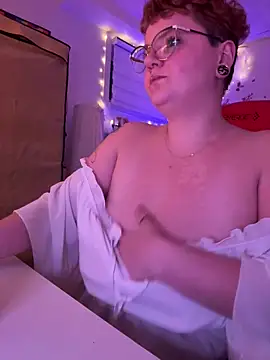 Sweetleeahxx online show from 12-18-25, 11:52