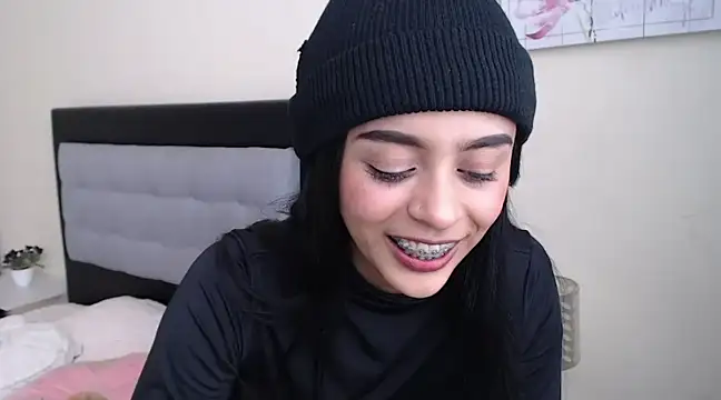 okunee online show from 02-22-25, 03:45