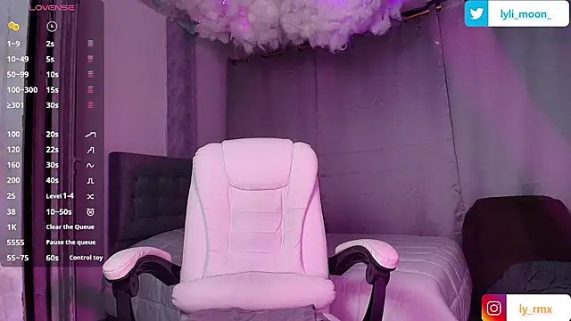 lylita2 online show from 11-15-25, 03:54