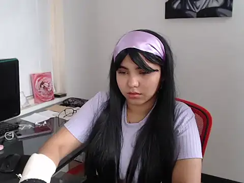 Miapeyton online show from 10-28-25, 03:55