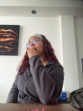 Miapeyton online show from 11-18-25, 03:26