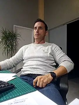 Lucas   81 online show from 11-06-25, 07:51