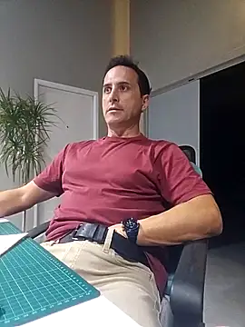 Lucas   81 online show from 11-05-25, 07:28