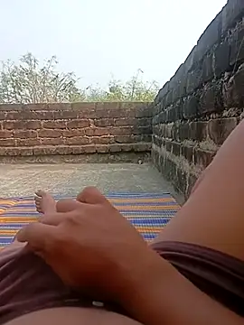 Snapshot of Tanker_95 chatting on 02-19-25, 09:06 Tanker 95 online show from 02-19-25, 09:06