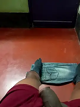 Snapshot of Tanker_95 chatting on 01-13-25, 12:30 Tanker 95 online show from 01-13-25, 12:30