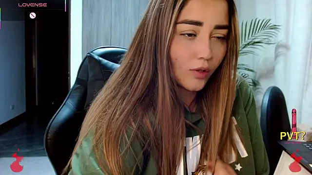 Lucia star   online show from 02-13-26, 11:49