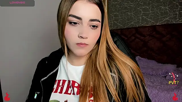 Snapshot of Lucia_star__ chatting on 01-17-25, 06:12 Lucia star   online show from 01-17-25, 06:12