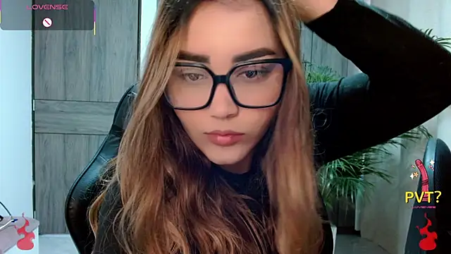 Lucia star   online show from 02-26-26, 01:44