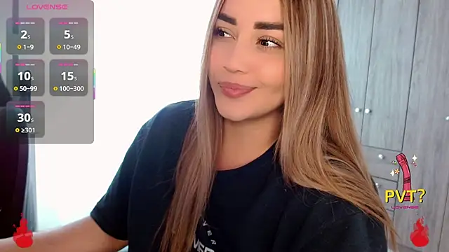 Lucia star   online show from 12-18-25, 07:18