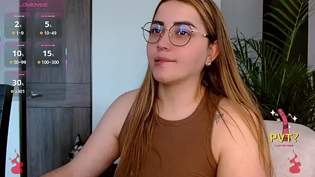 Lucia star   online show from 11-03-25, 04:10