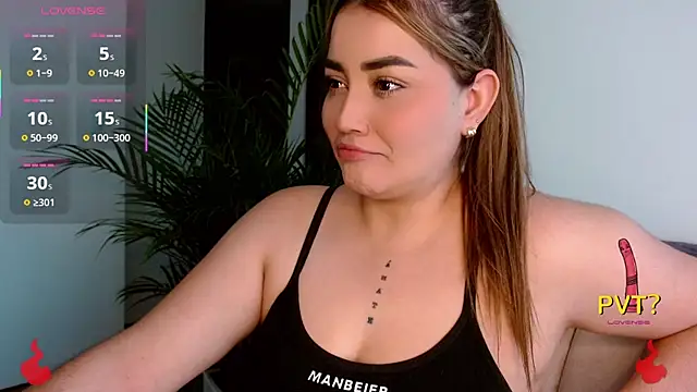 Snapshot of Lucia_star__ chatting on 10-15-25, 08:50 Lucia star   online show from 10-15-25, 08:50