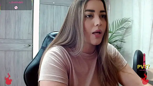 Lucia star   online show from 02-05-26, 05:09