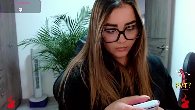 Lucia star   online show from 03-03-26, 10:39