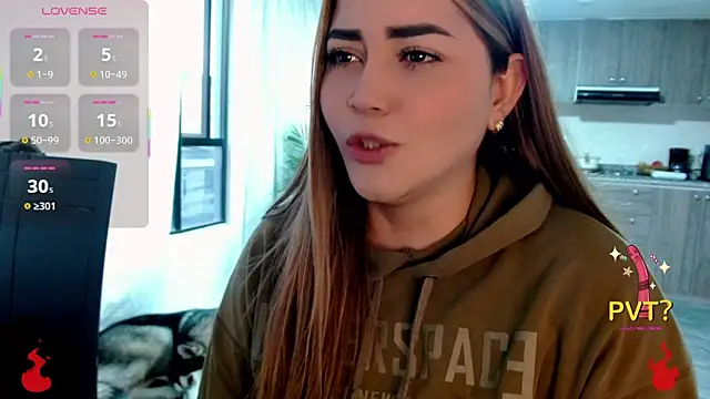 Lucia star   online show from 11-20-25, 10:31